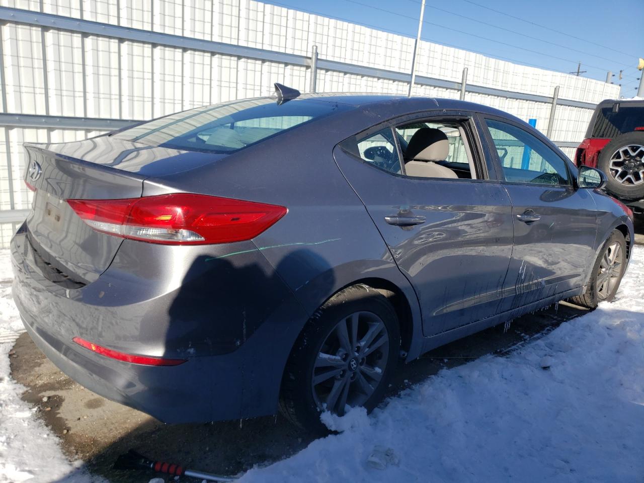 2018 Hyundai Elantra - Image 3