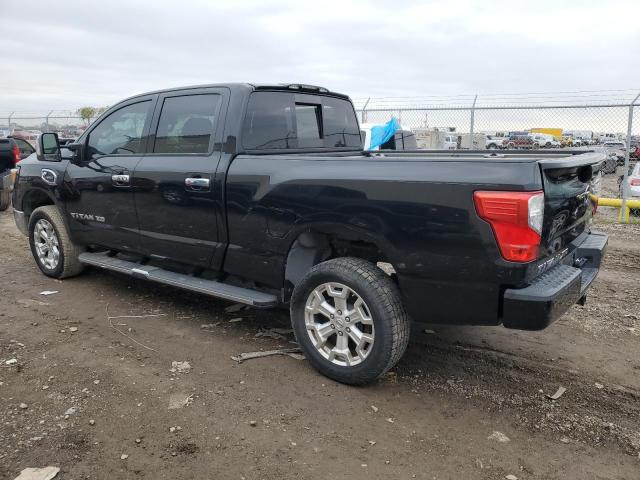 Pickups NISSAN TITAN 2016 Czarny