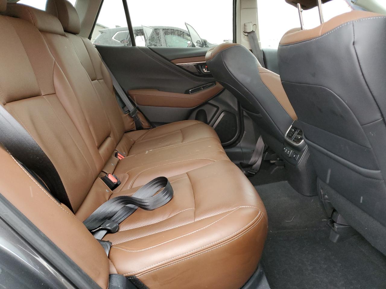 2020 Subaru Outback - Image 11