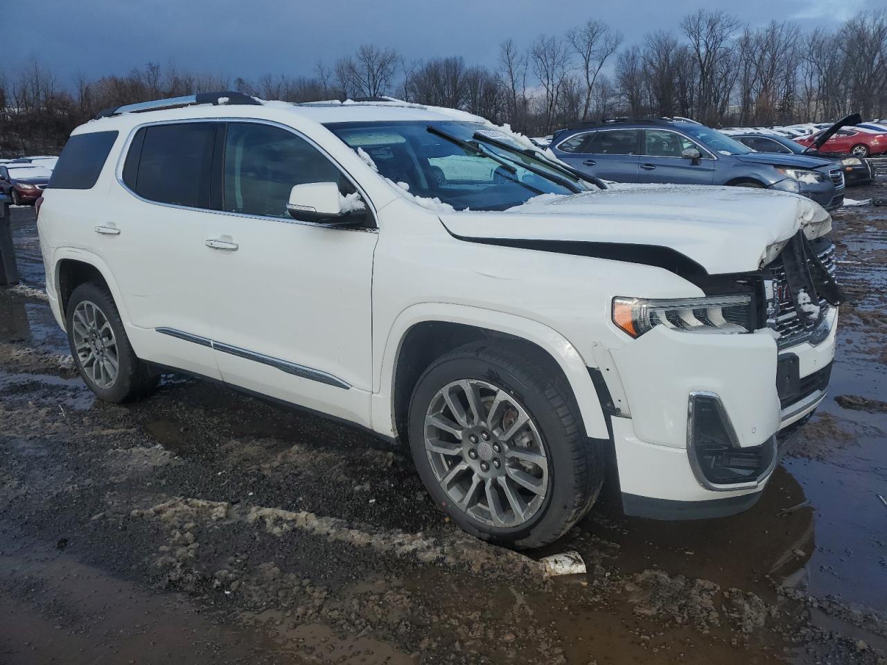 2021 GMC Acadia - Image 4
