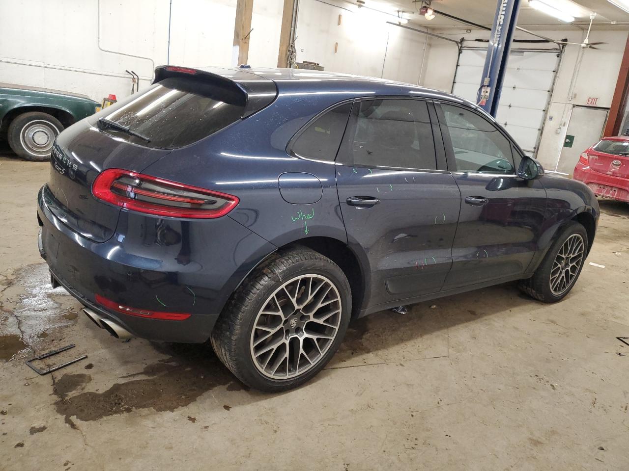 2017 Porsche Macan - Image 3