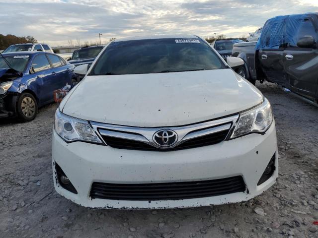 Седаны TOYOTA CAMRY 2012 Белы