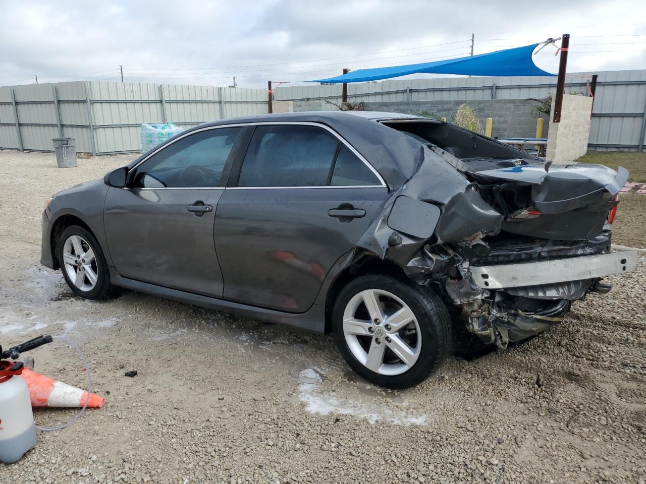 2014 Toyota Camry - Image 2