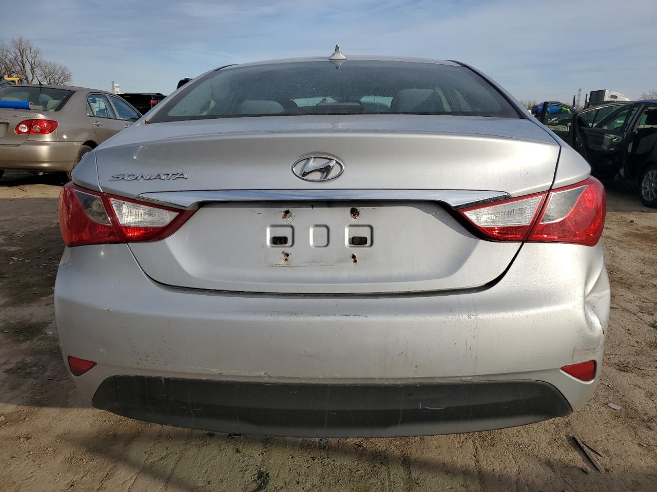 2014 Hyundai Sonata - Image 6