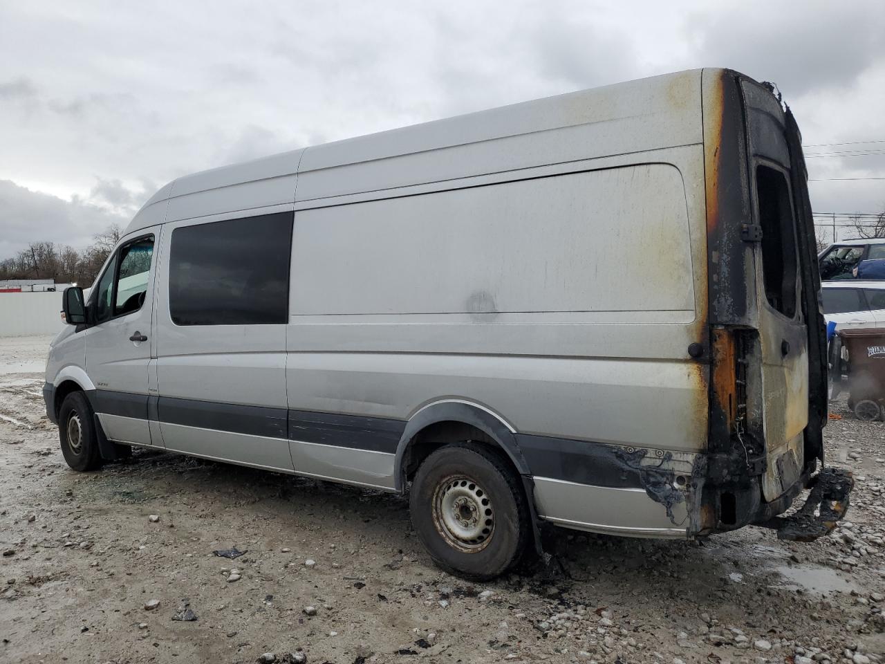 2015 Mercedes-Benz Sprinter - Image 2