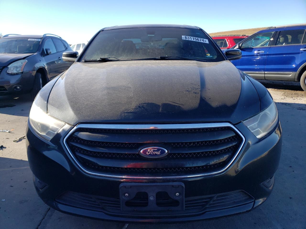 2015 Ford Taurus - Image 5