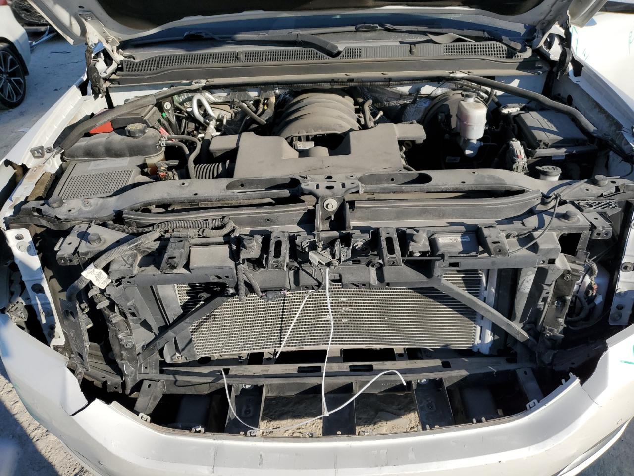 2016 GMC Yukon Slt VIN: 1GKS1BKC1GR400779 Lot: 82254404