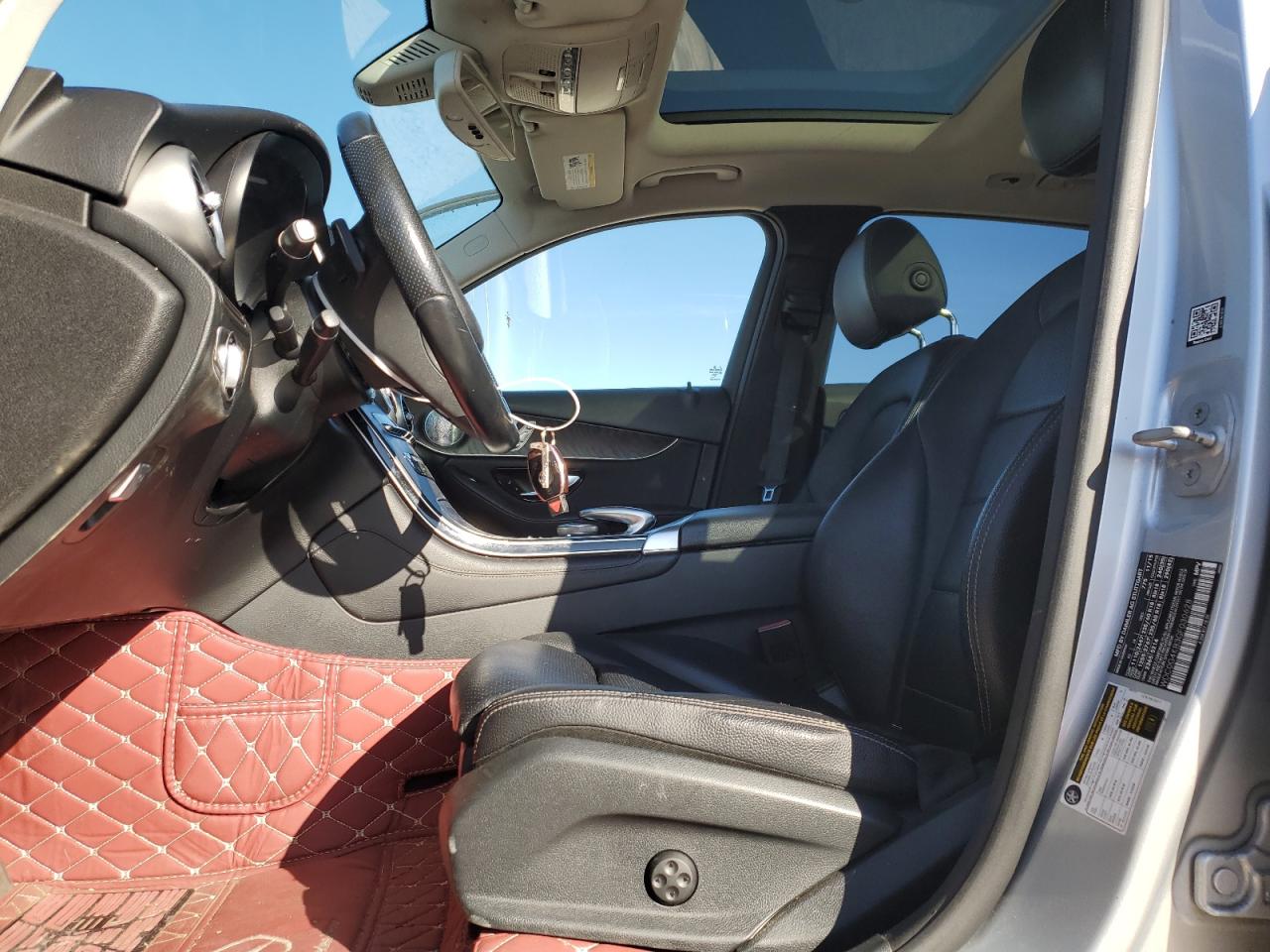 2016 Mercedes-Benz GLC - Image 7