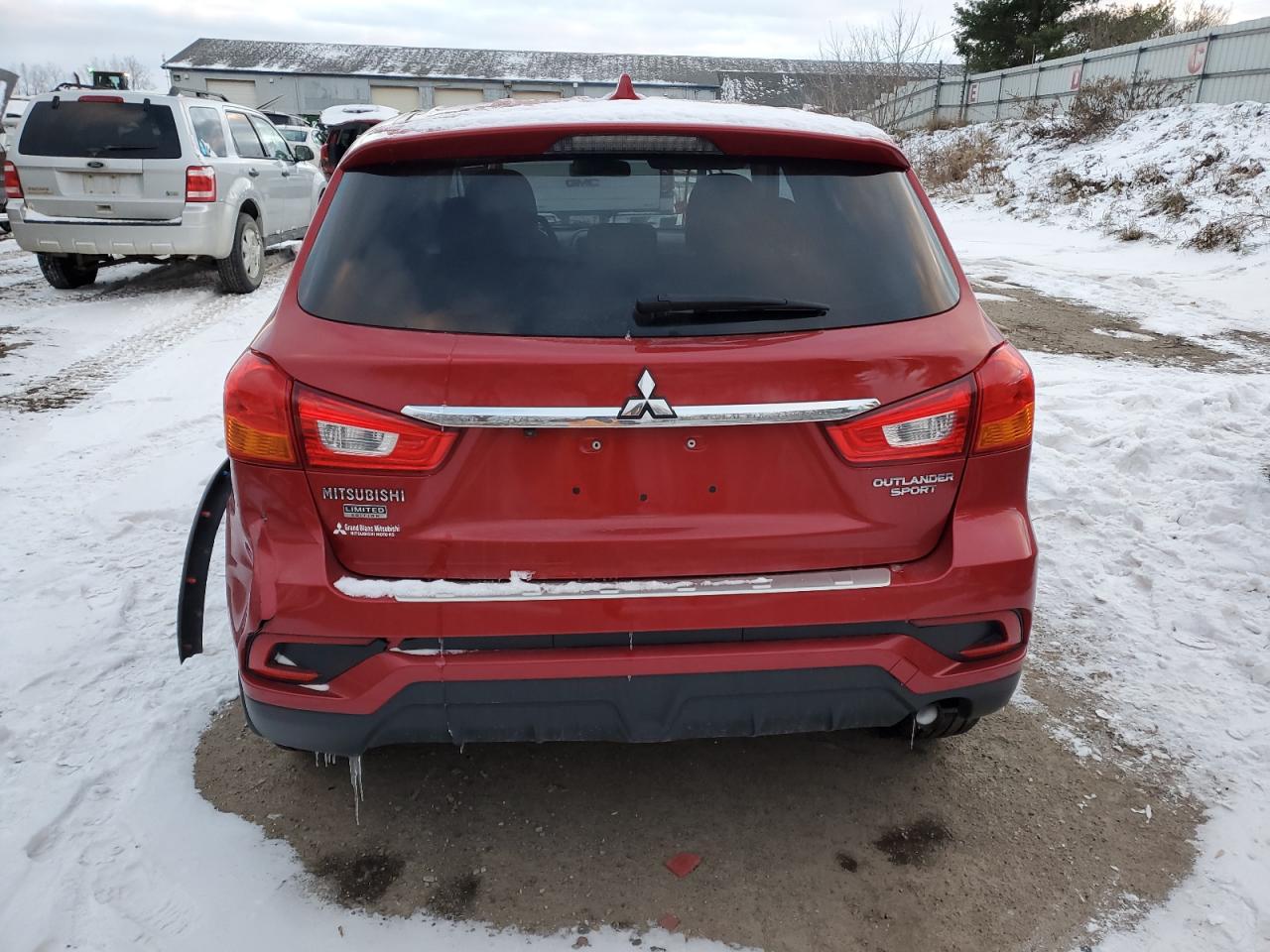 2019 Mitsubishi Outlander - Image 6