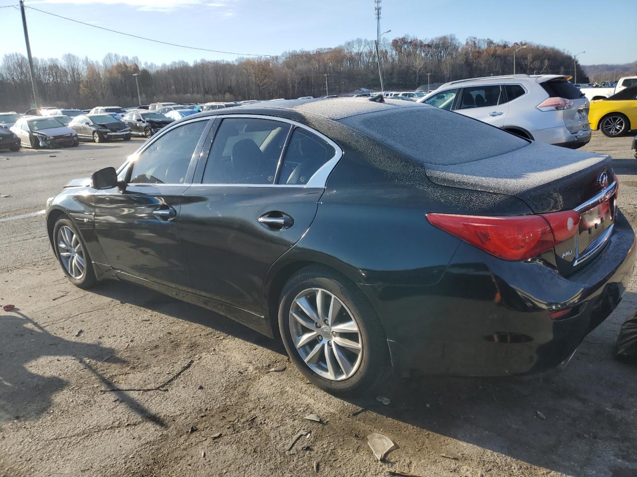 VIN JN1BV7AR5FM413942 2015 INFINITI Q50 no.2