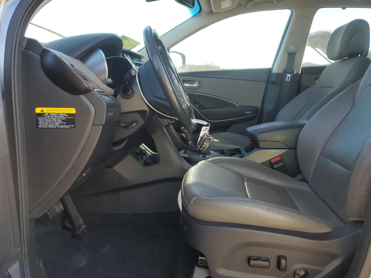 2017 Hyundai Santa Fe - Image 7