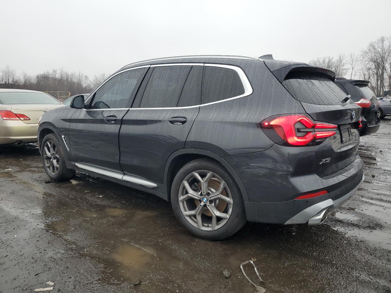 VIN 5UX53DP05N9K99478 2022 BMW X3 no.2