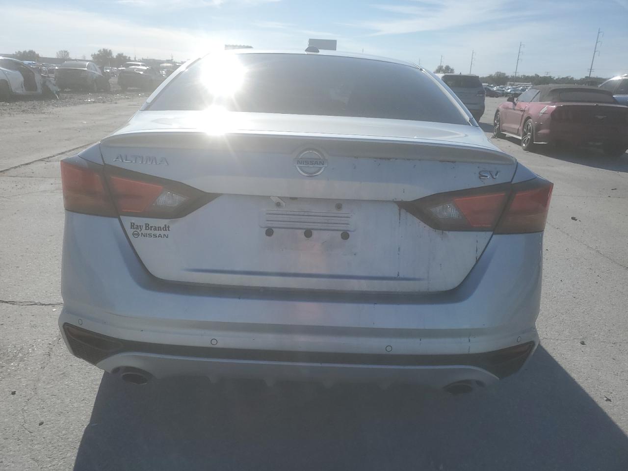2020 Nissan Altima - Image 6