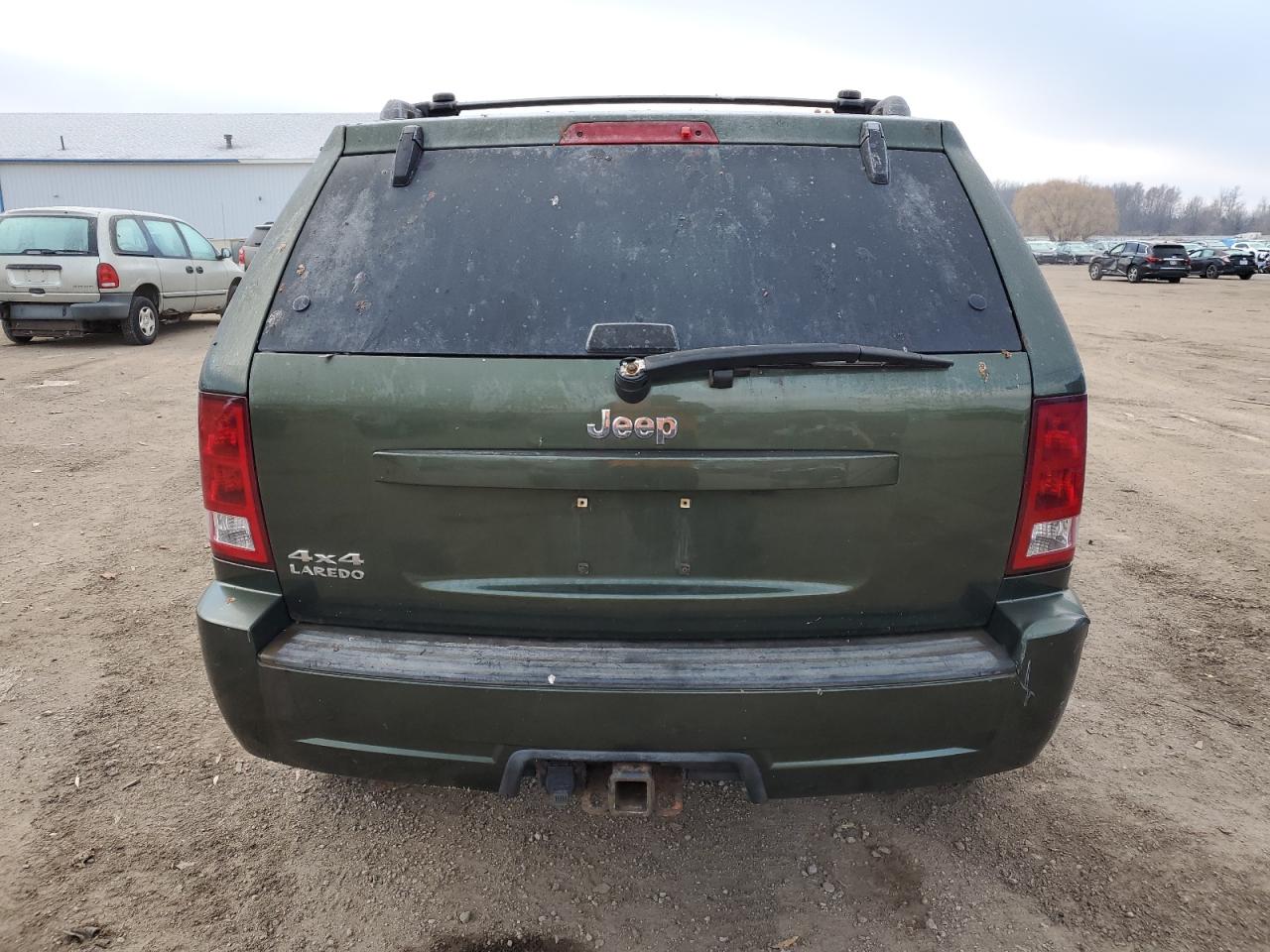 2006 Jeep Grand Cherokee - Image 6