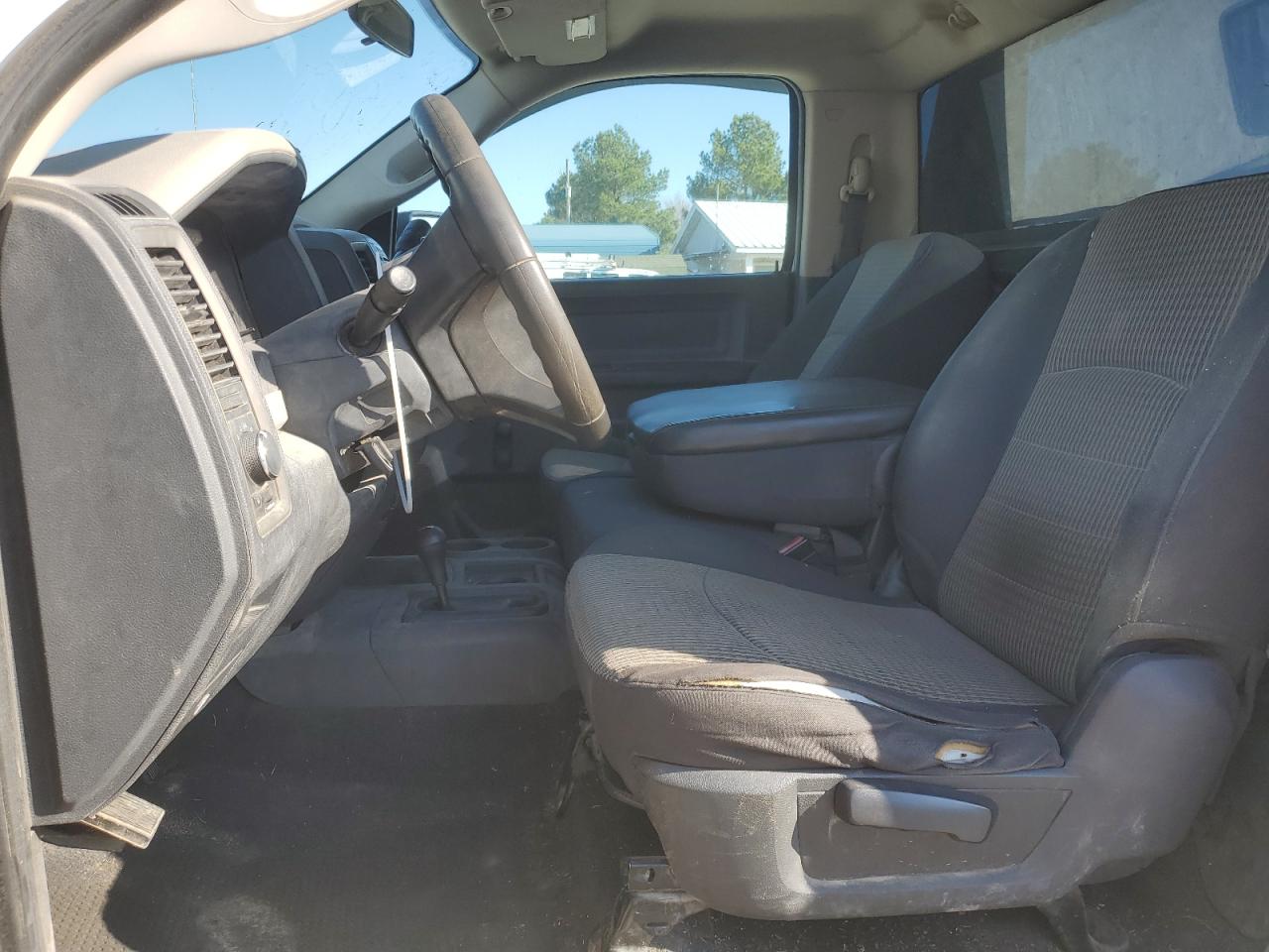 2010 Dodge RAM - Image 7