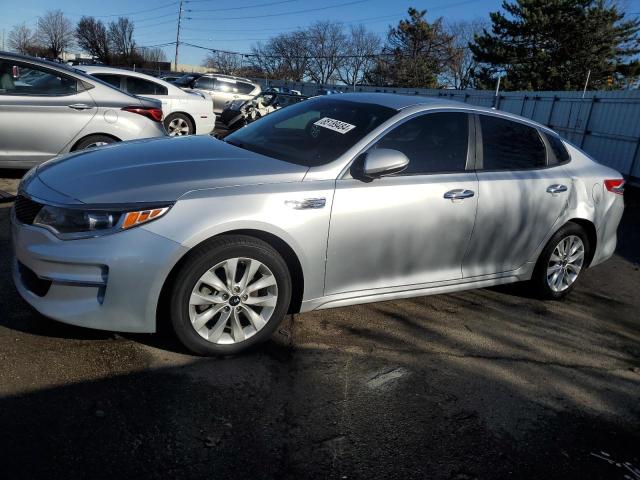 Sedans KIA OPTIMA 2017 Silver