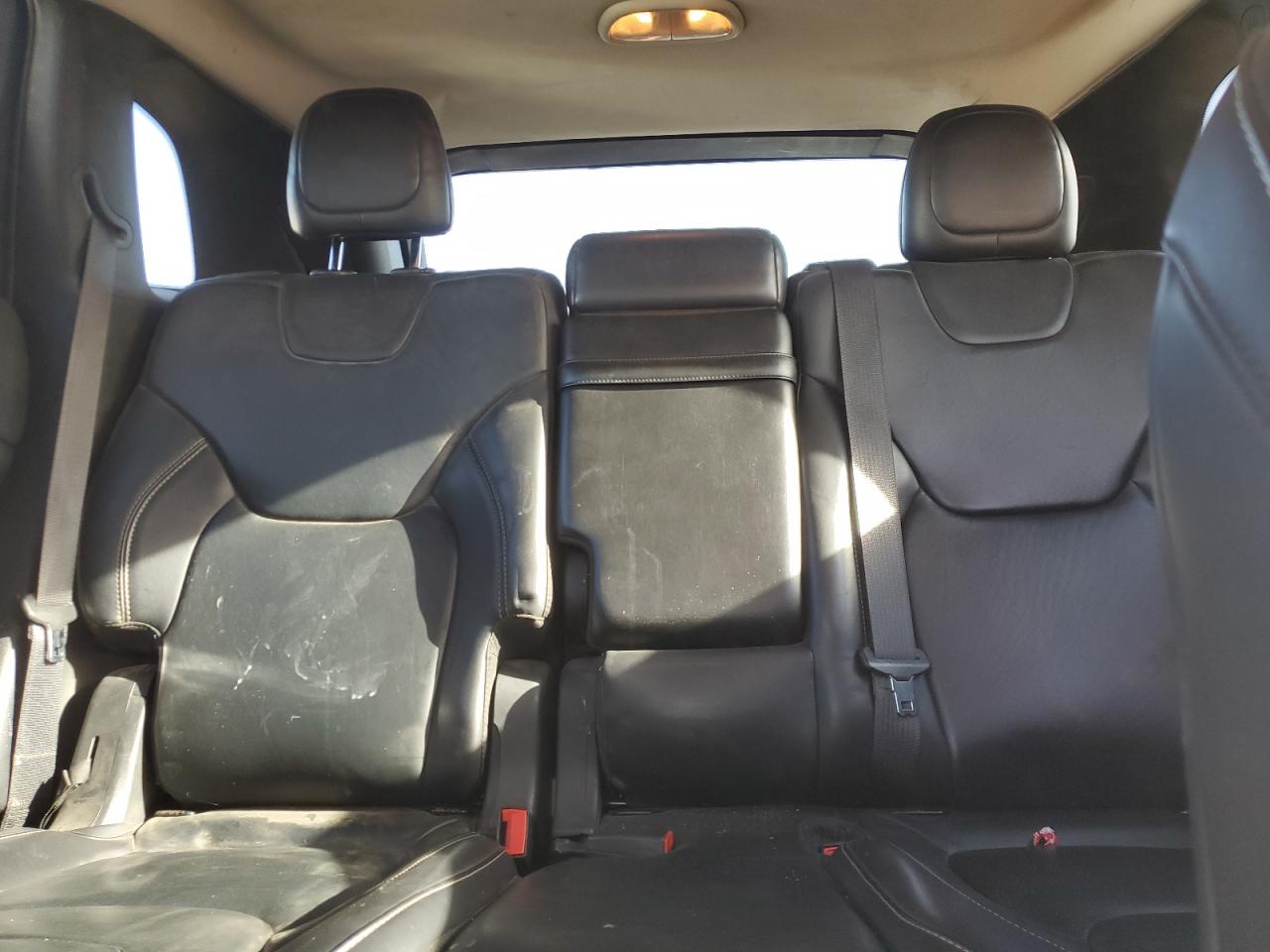 2016 Jeep Grand Cherokee - Image 10