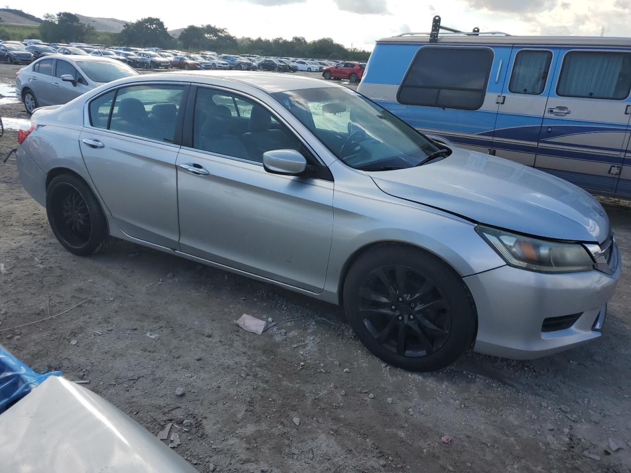 2014 Honda Accord - Image 4
