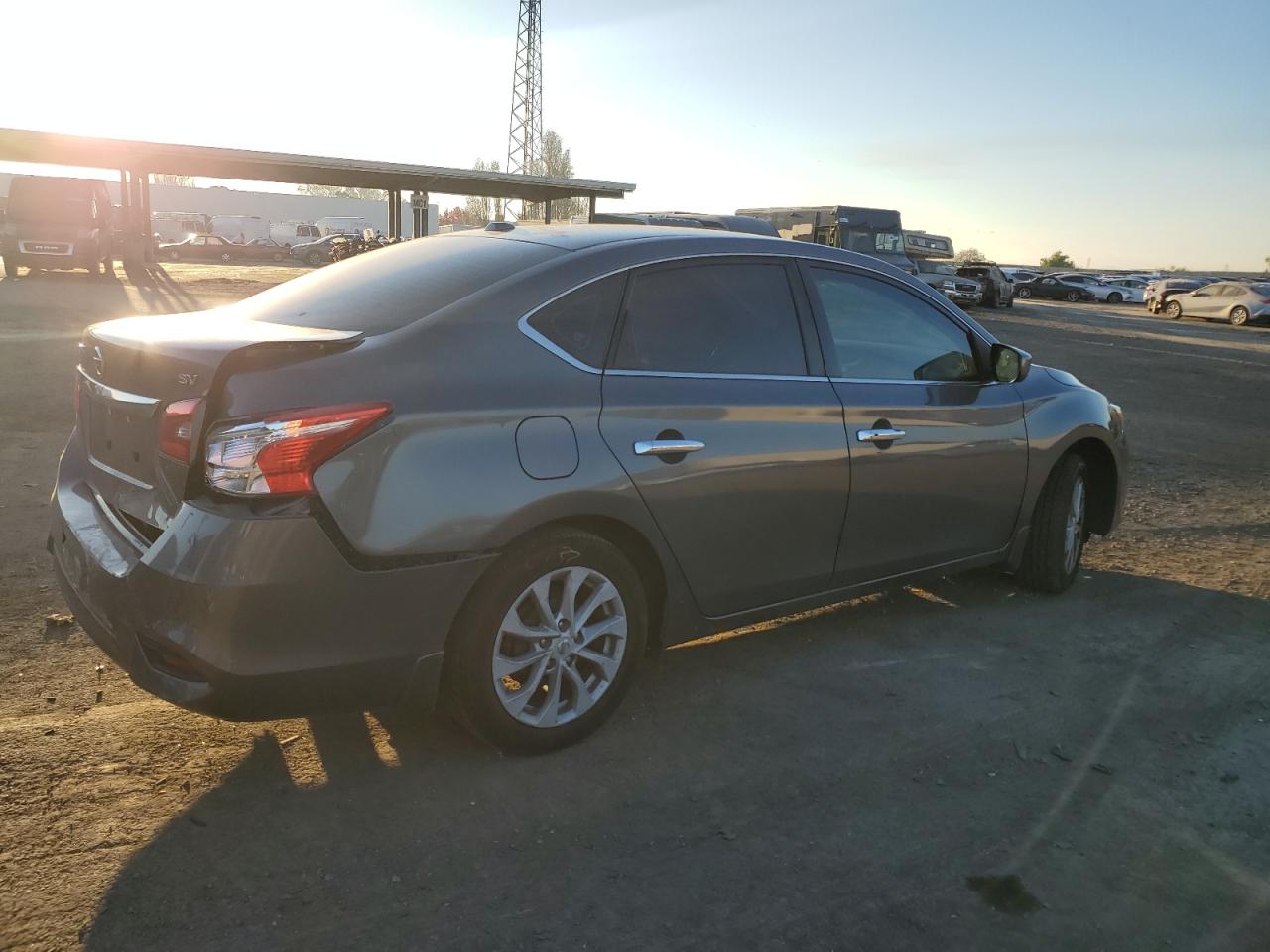 VIN 3N1AB7AP9JL664114 2018 NISSAN SENTRA no.3