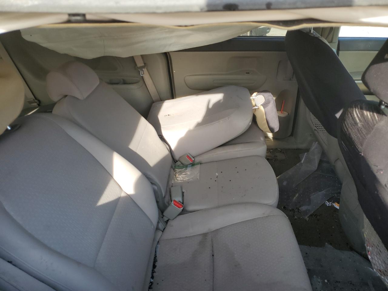 2016 Kia Sedona - Image 11