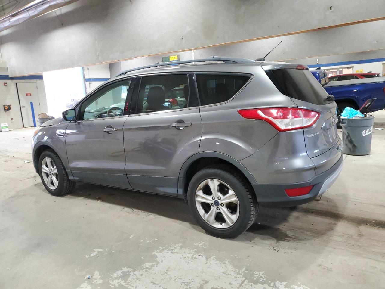 VIN 1FMCU9GX2EUA36647 2014 FORD ESCAPE no.2