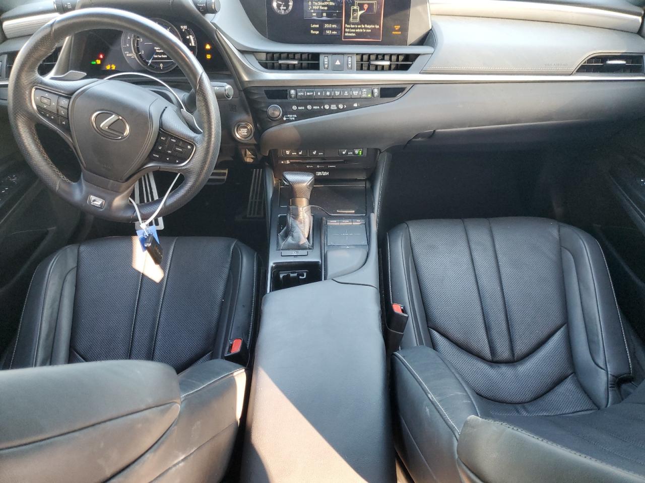2019 Lexus ES - Image 8