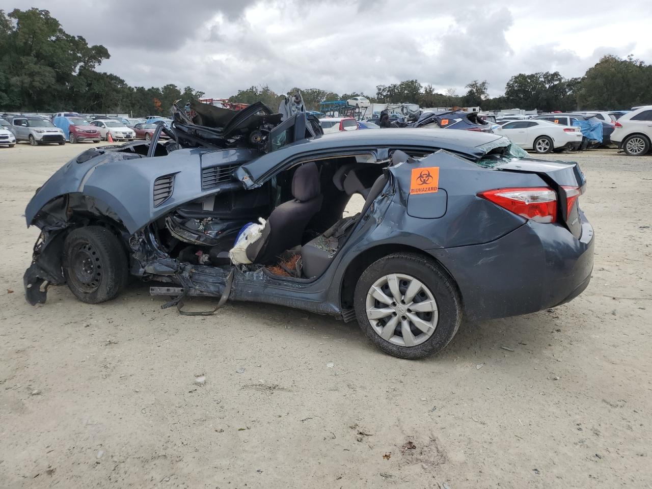2015 Toyota Corolla - Image 2