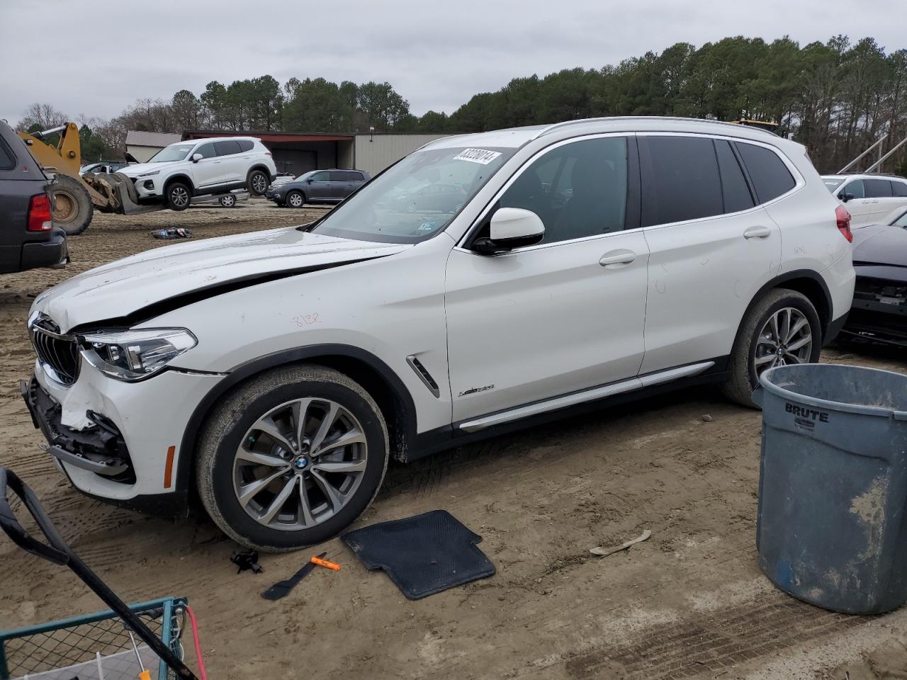 VIN 5UXTR9C5XJLC78663 2018 BMW X3 no.1