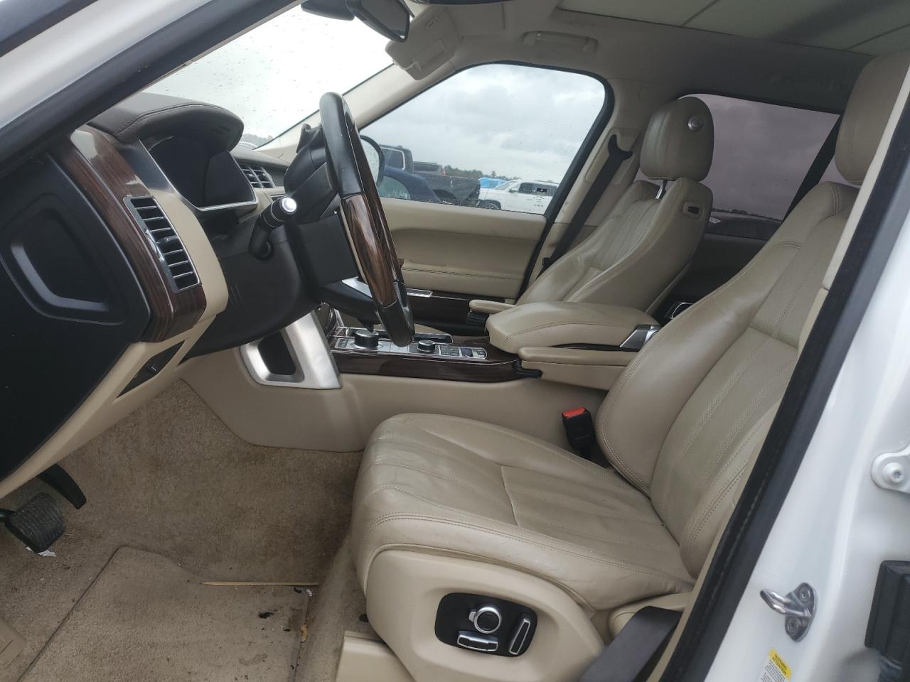 2016 Land Rover Range Rover - Image 7