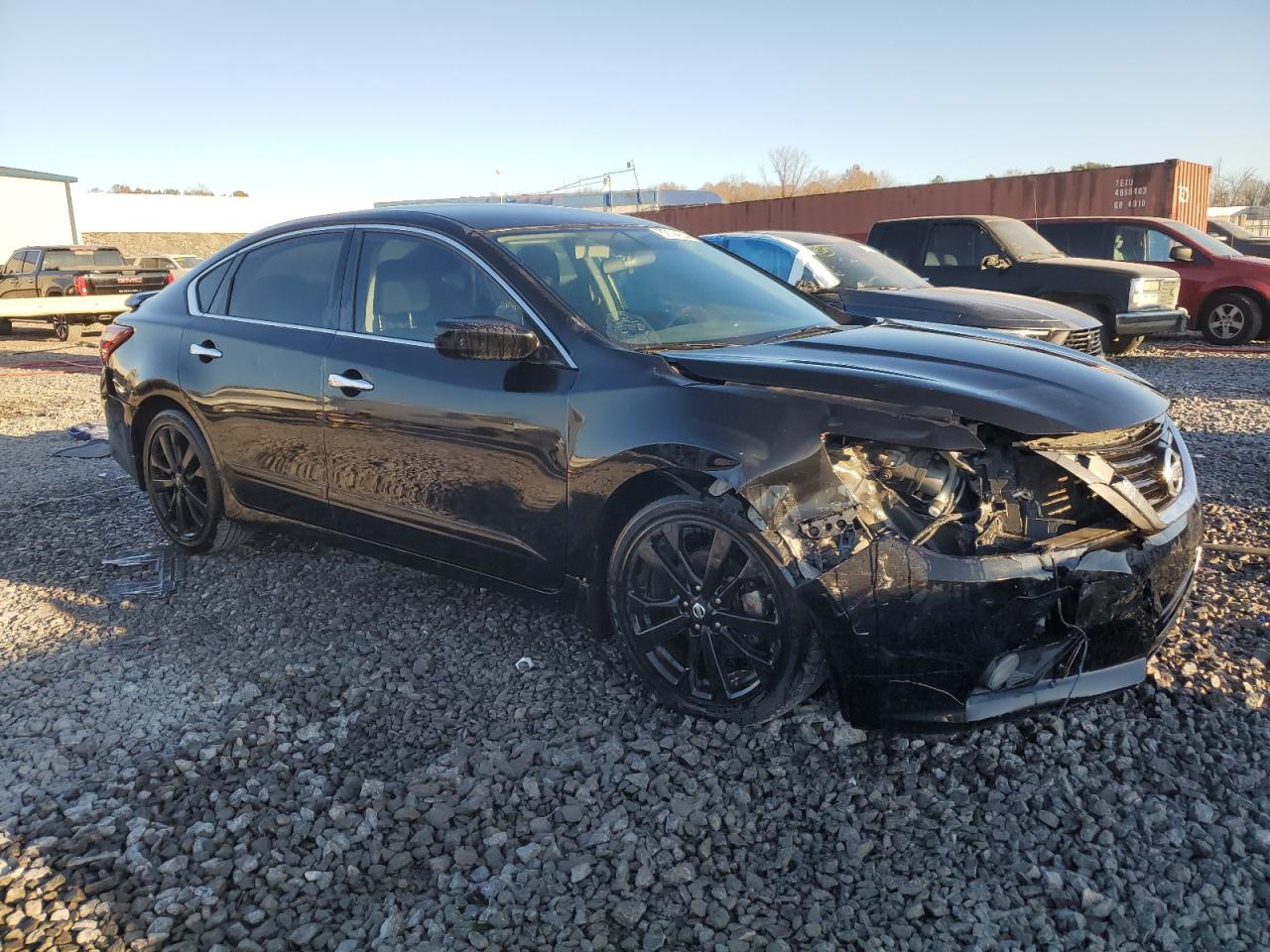2017 Nissan Altima - Image 4