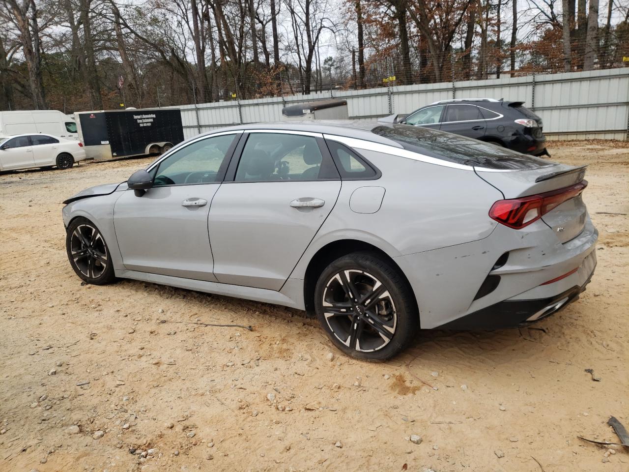 2022 Kia K5 - Image 2