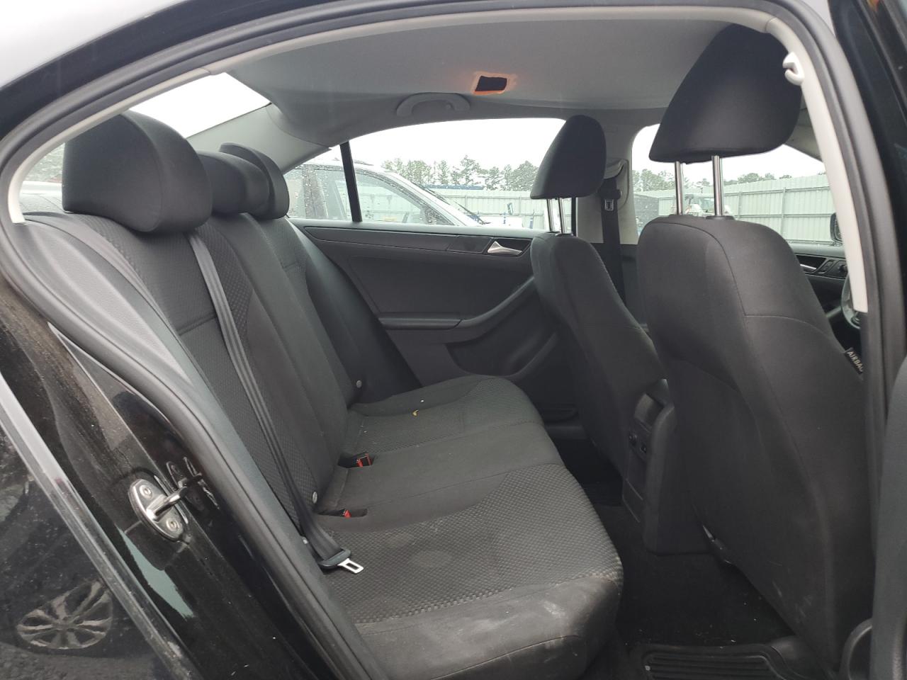 2014 Volkswagen Jetta - Image 10