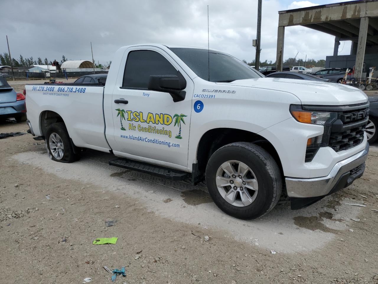 2022 Chevrolet Silverado - Image 4