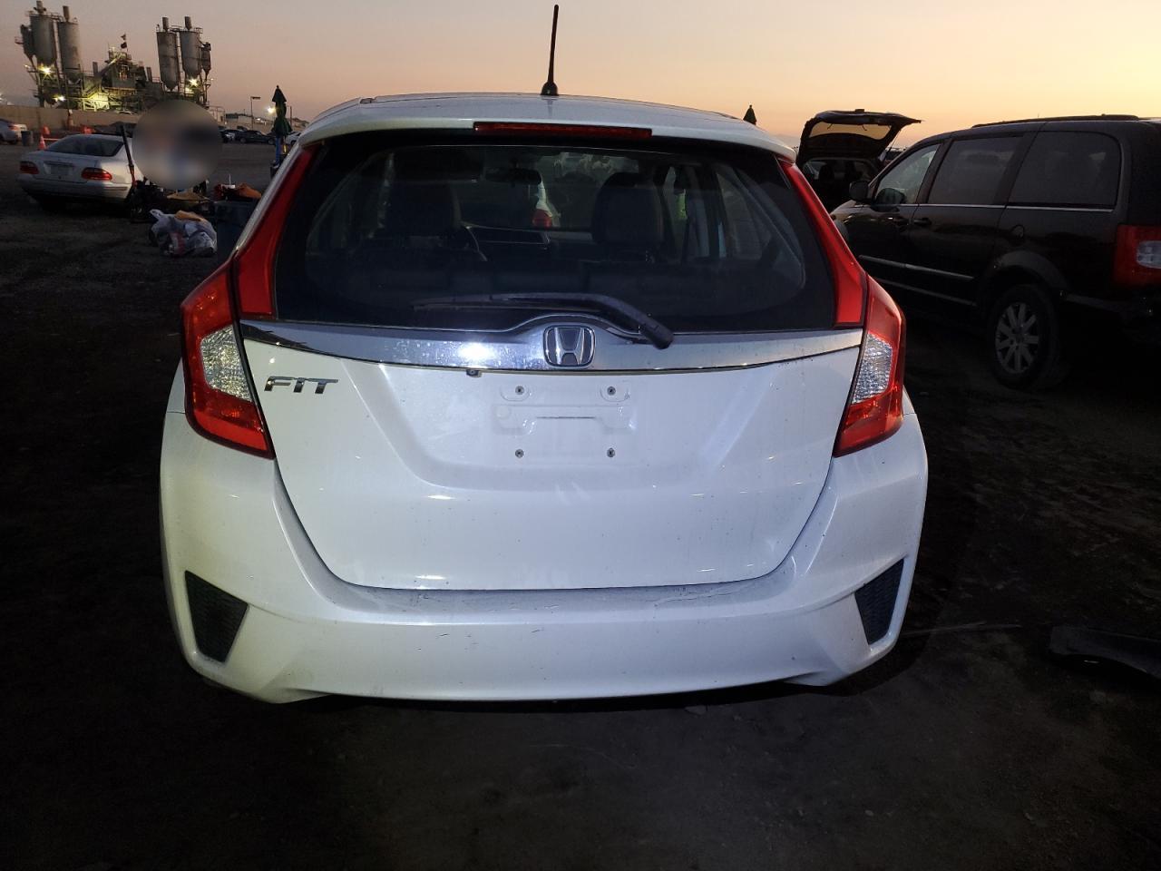 VIN 3HGGK5H83FM723154 2015 HONDA FIT no.6