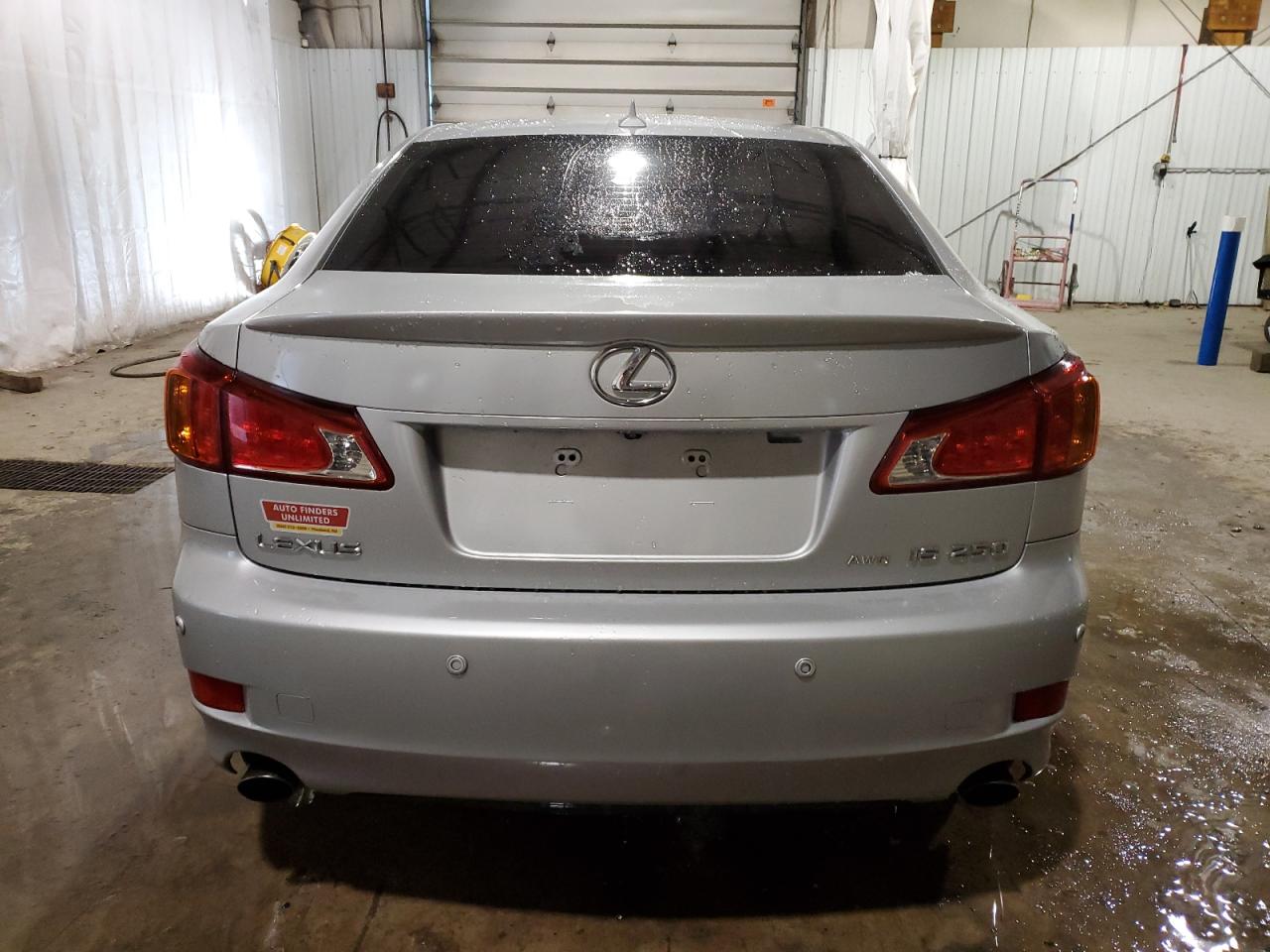 2010 Lexus IS - Image 6