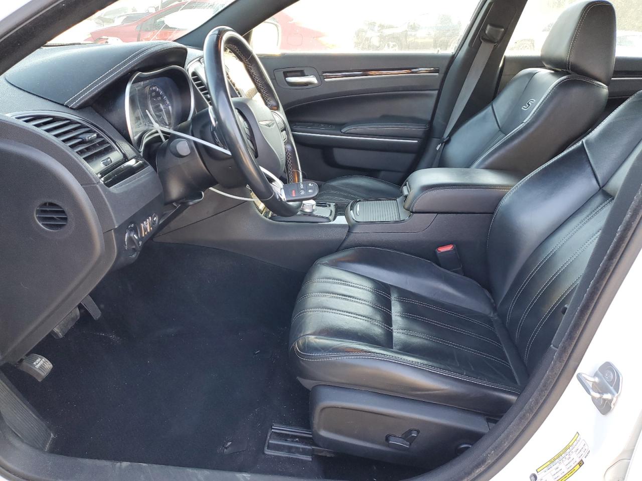 2021 Chrysler 300 - Image 7