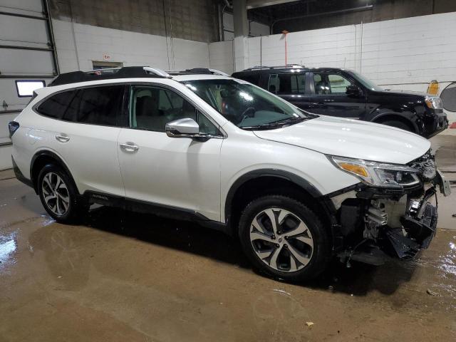  SUBARU OUTBACK 2020 White