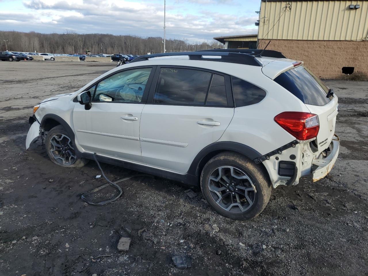 2016 Subaru XV - Image 2