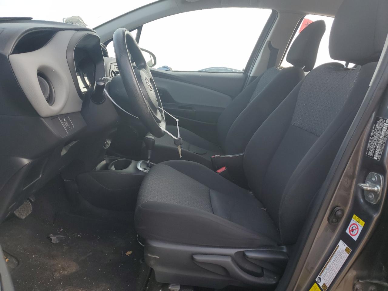 2016 Toyota Yaris - Image 7