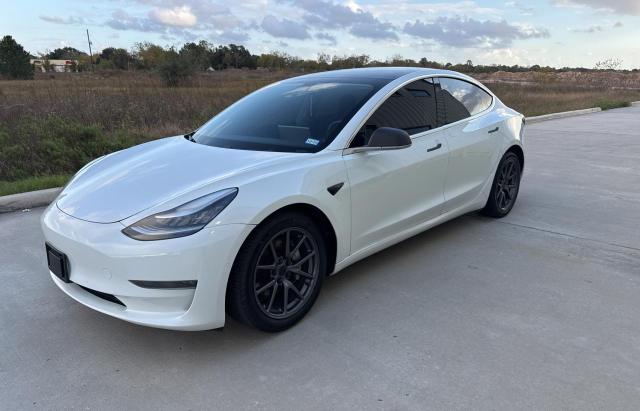  TESLA MODEL 3 2020 Білий