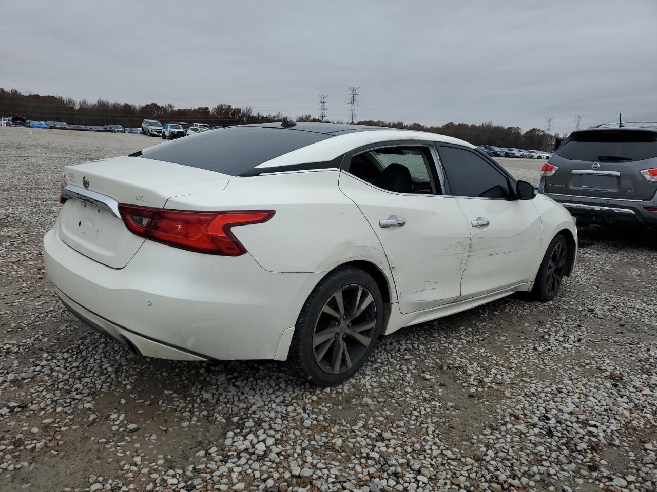 VIN 1N4AA6AP7HC445352 2017 NISSAN MAXIMA no.3