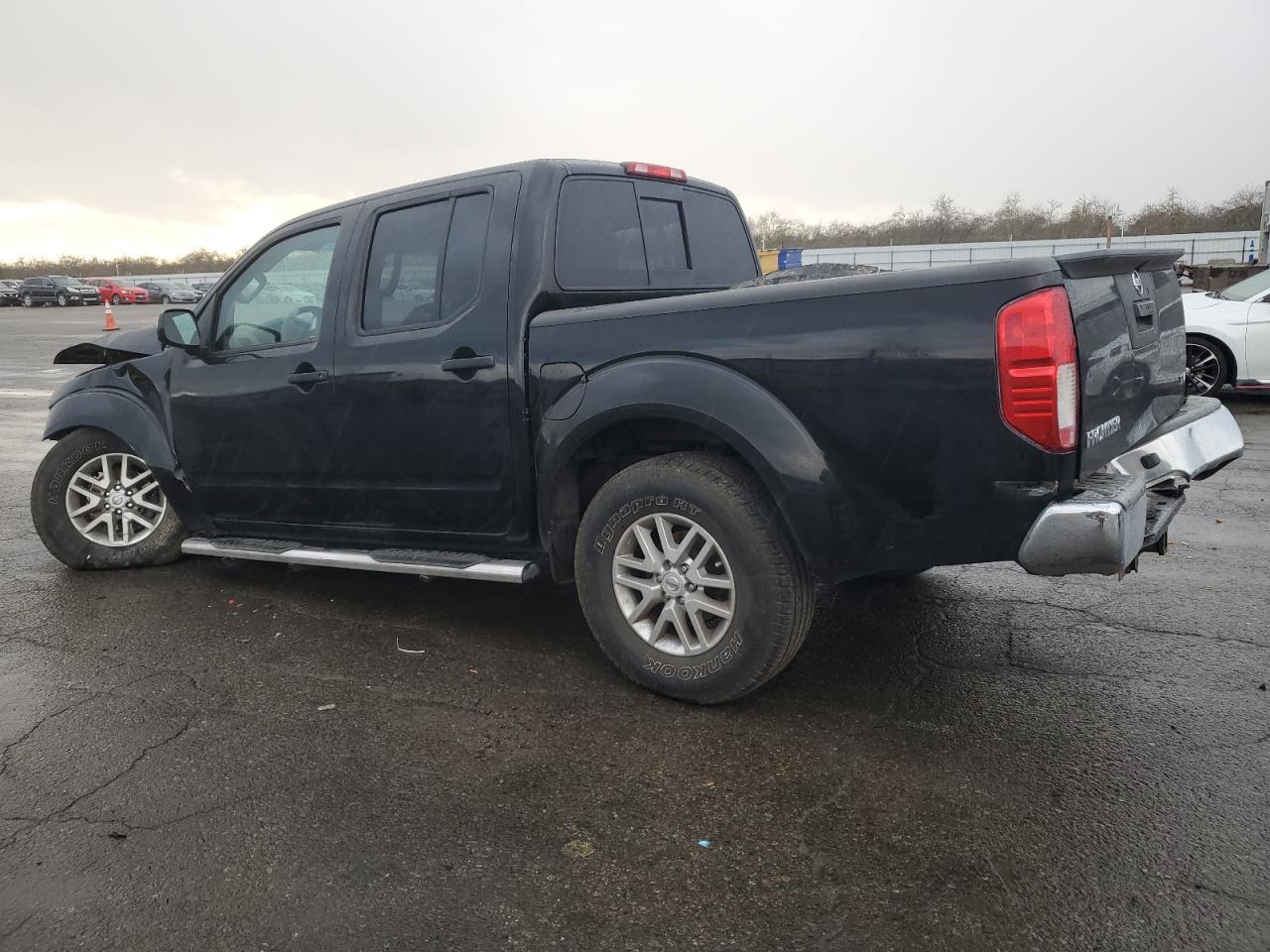 2016 Nissan Navara (Frontier) - Image 2
