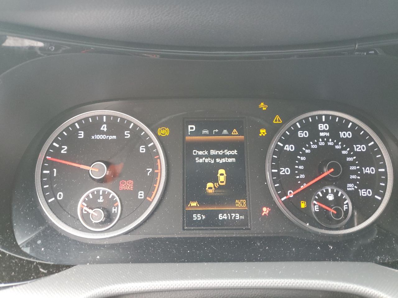 2024 Kia K5 - Image 9