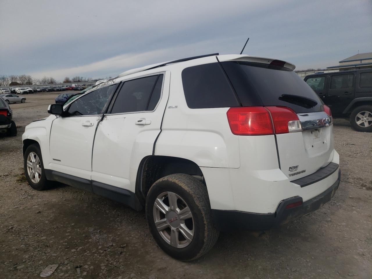 2014 GMC Terrain - Image 2