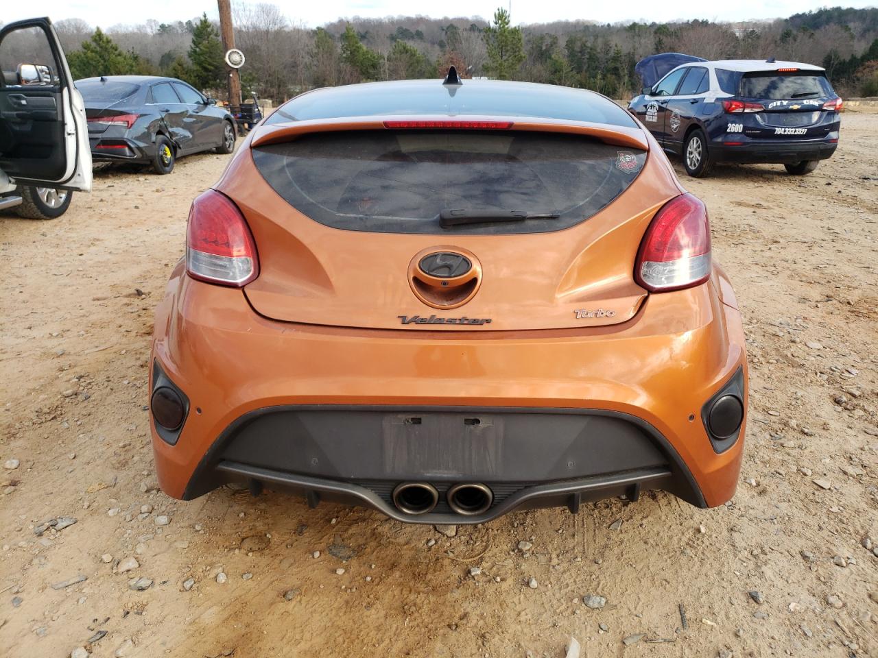 2016 Hyundai Veloster - Image 6
