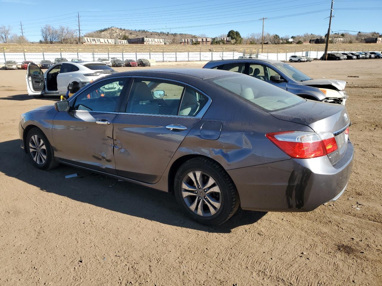 VIN 1HGCR2F35FA141926 2015 HONDA ACCORD no.2