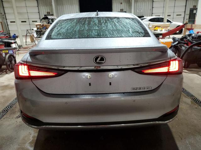  LEXUS ES300 2024 Srebrny