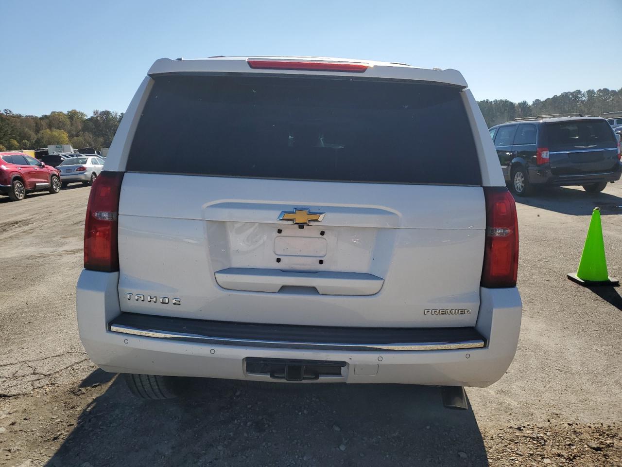 2019 Chevrolet Tahoe C1500 Premier VIN: 1GNSCCKJ5KR373273 Lot: 83052134