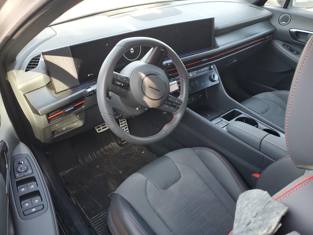 2024 Hyundai Sonata - Image 8