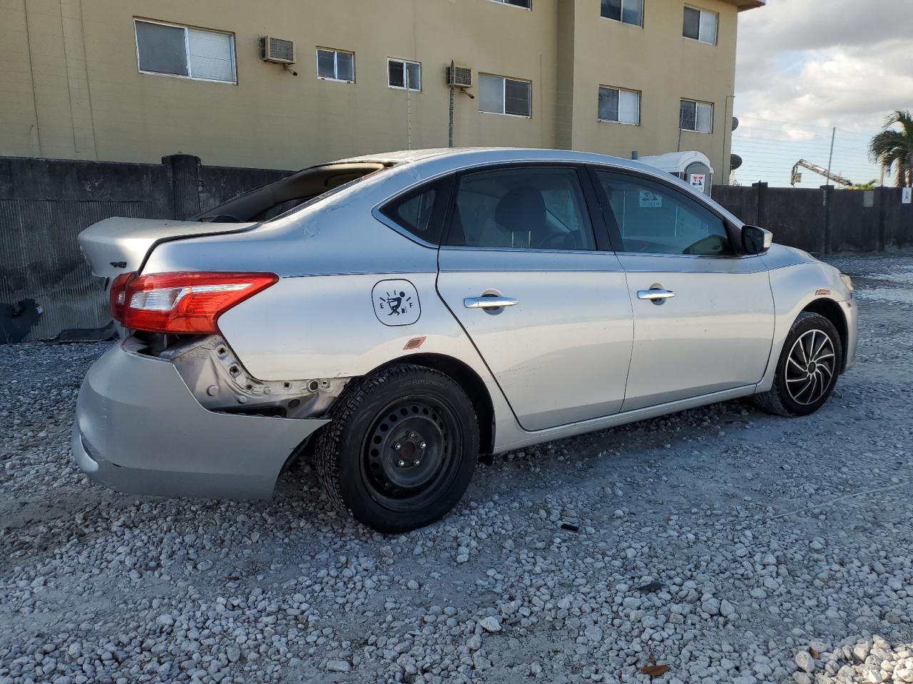 VIN 3N1AB7AP0JY255194 2018 NISSAN SENTRA no.3